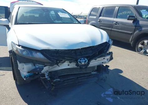 2021 Toyota Camry Se Awd z USA, uszkodzony, nr VIN 4T1G11BKXMU029922